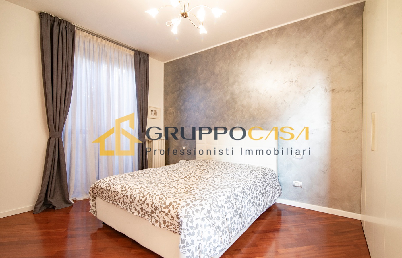 BRUGHERIO – SPLENDIDA VILLA SINGOLA
