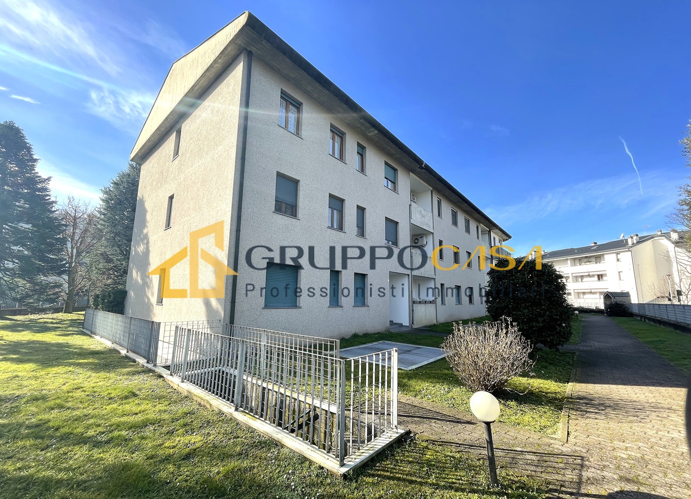 1 S. DAMIANO – 4 Locali con doppi servizi