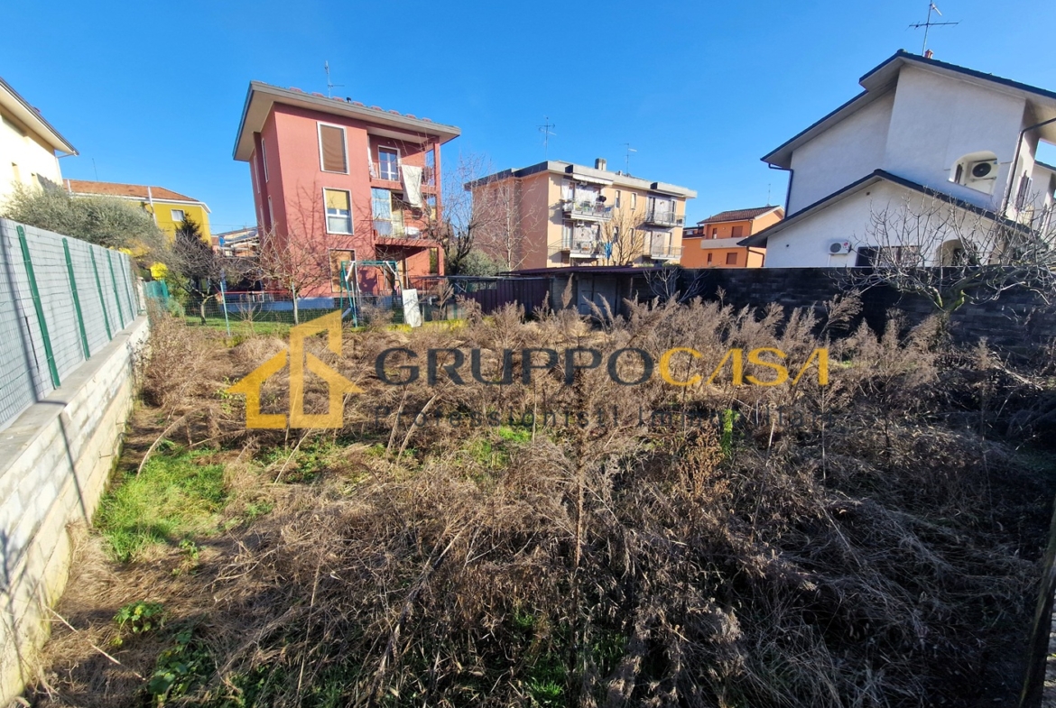 BRUGHERIO – TERRENO EDIFICABILE
