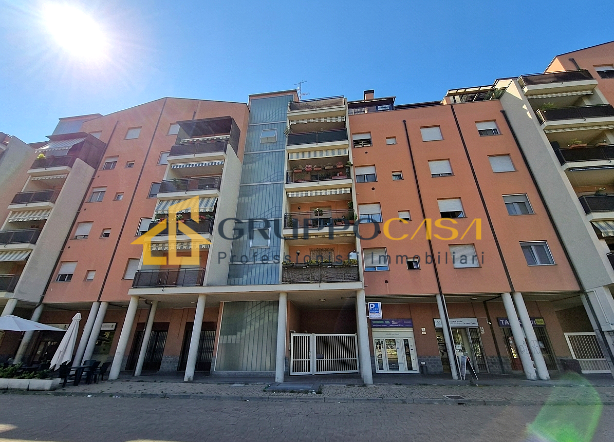 1 BRUGHERIO – PIAZZA TOGLIATTI