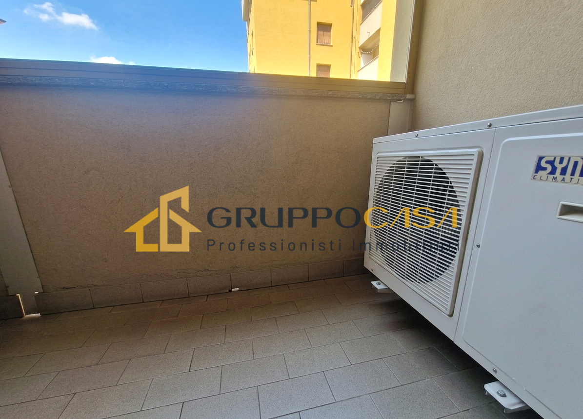 BRUGHERIO – 3 LOCALI CON TERRAZZINO